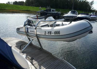 Sea Ray 455 voor Highfield Lathum