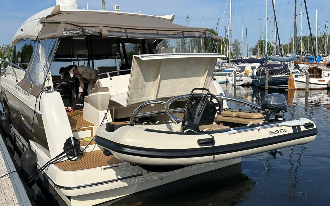 Prestige 500S met garage voor Highfield
