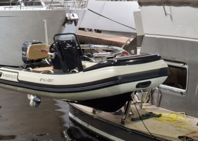 Boarnstream 47AC met een verlengd zwemplateau voor Highfield in Jirnsum